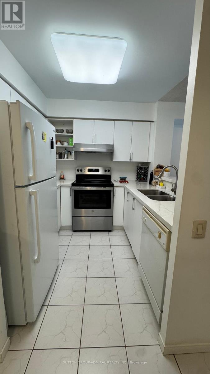 Photo 11 of 205 1 Emerald Lane, Vaughan ON