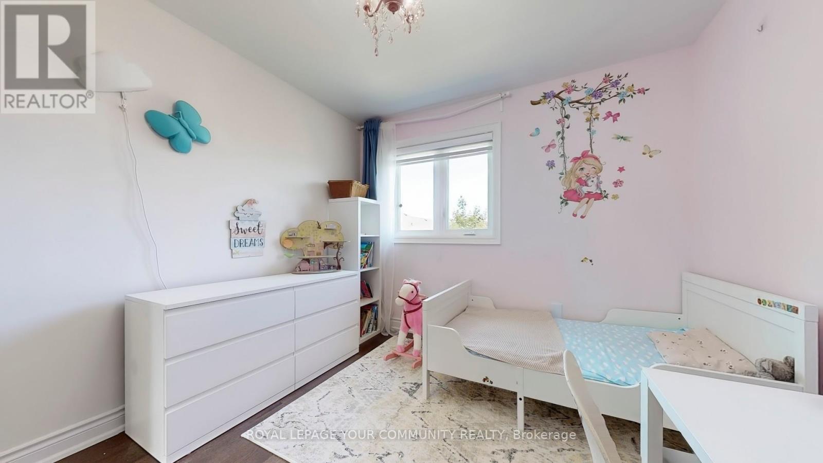 Photo 29 of 172 Humberland Drive, Richmond Hill ON