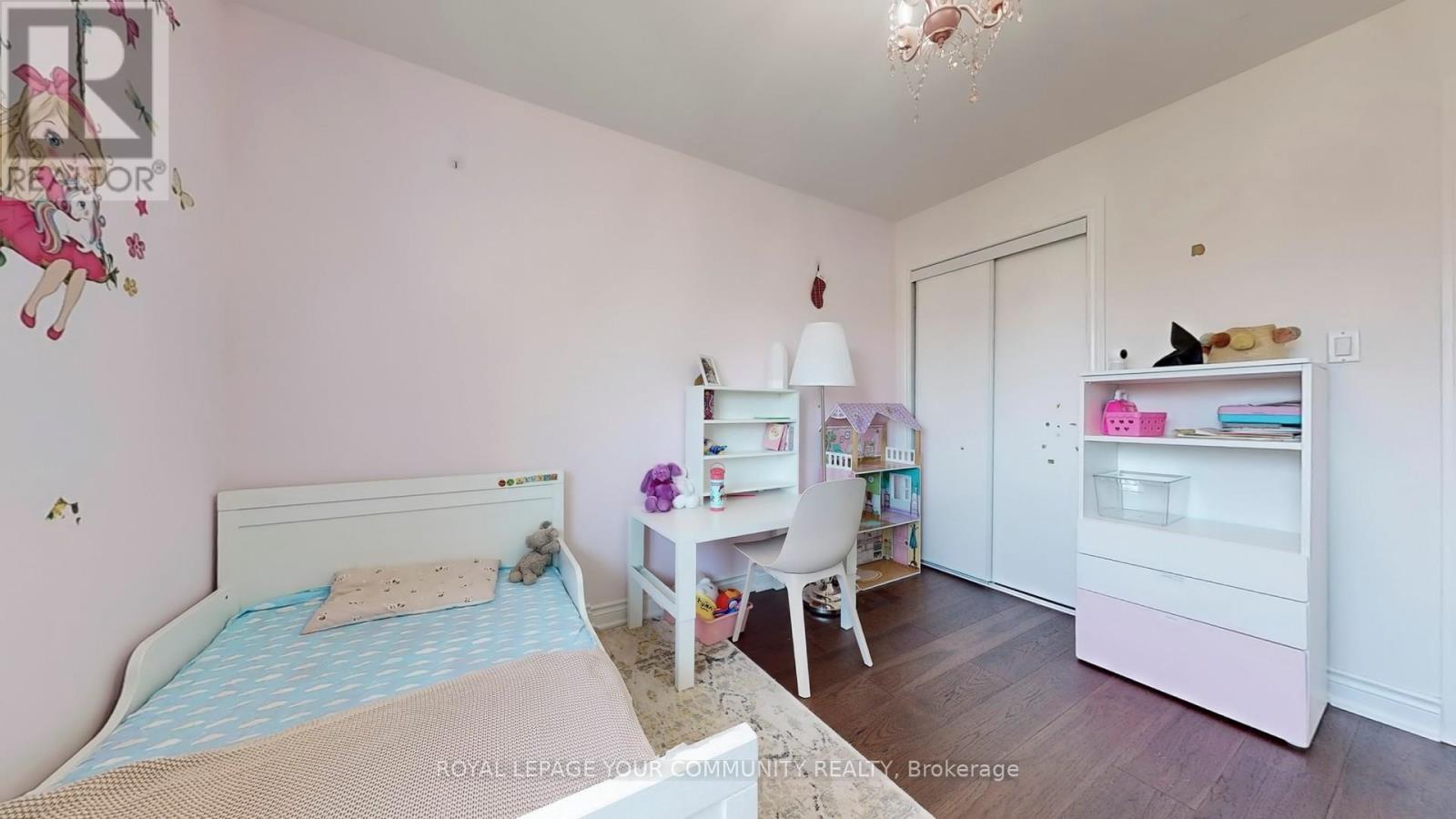Photo 30 of 172 Humberland Drive, Richmond Hill ON
