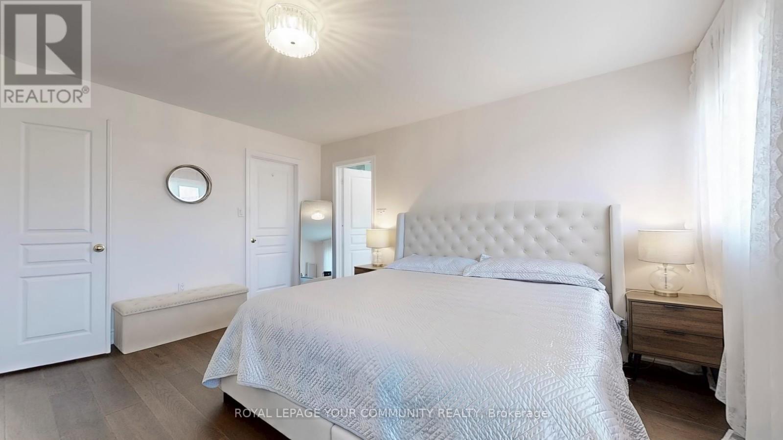 Photo 24 of 172 Humberland Drive, Richmond Hill ON