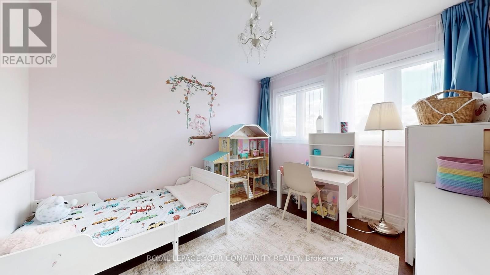 Photo 31 of 172 Humberland Drive, Richmond Hill ON
