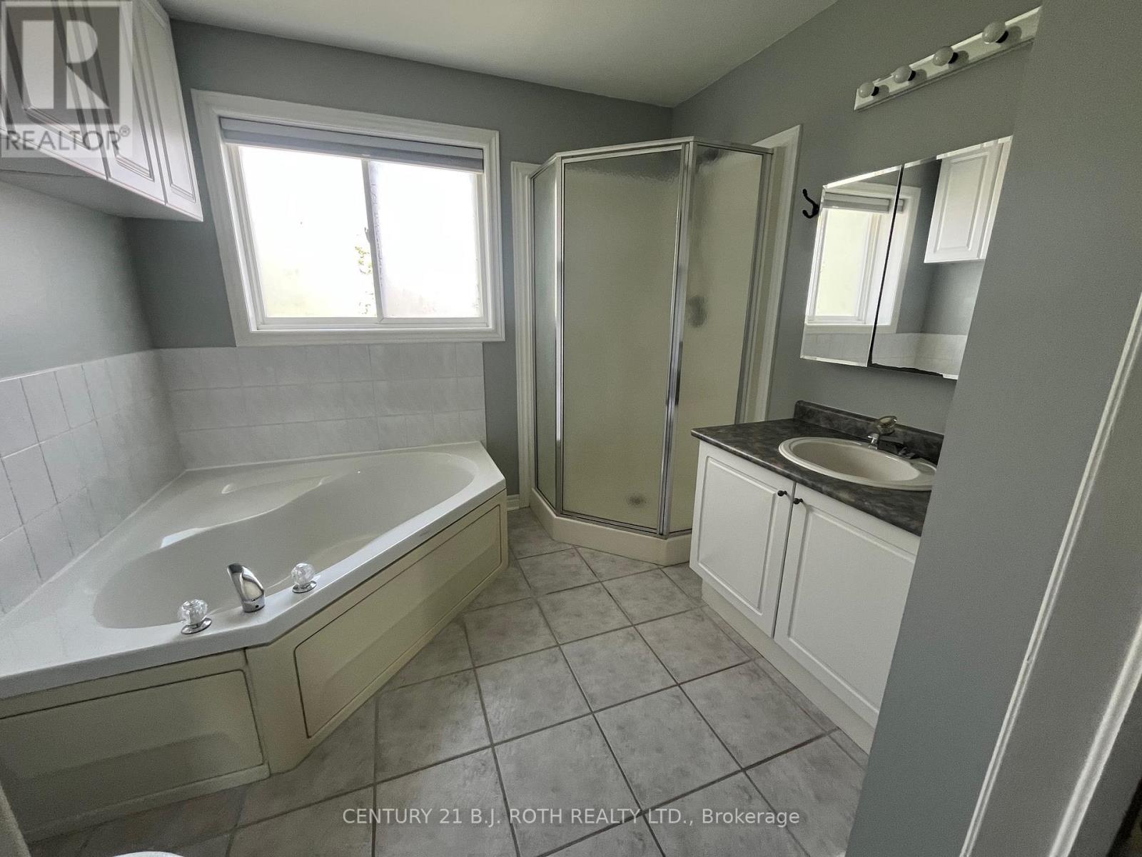 Photo 42 of 1 Golden Eagle Way, Barrie ON