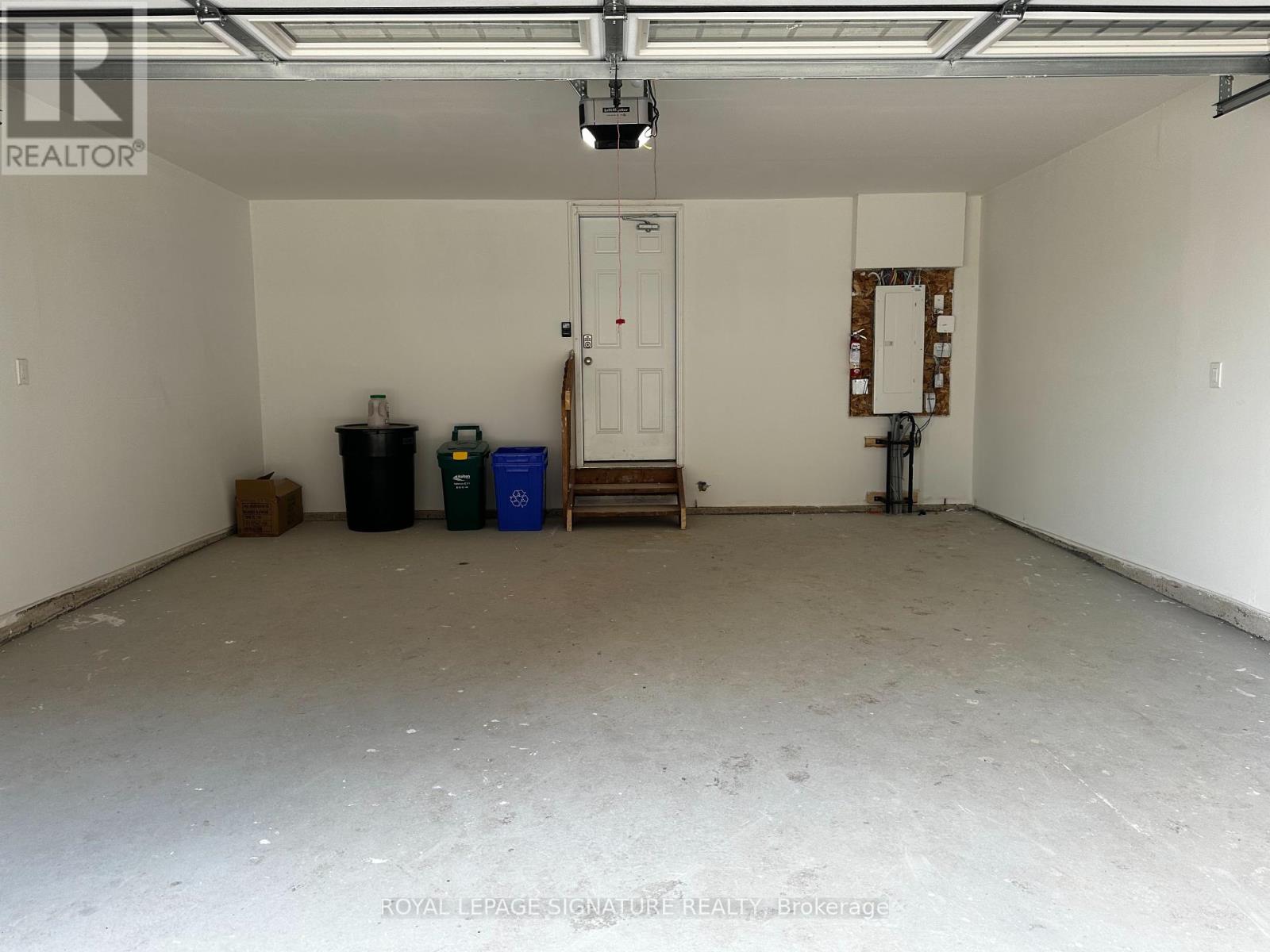 Photo 24 of 14 1259 Lily Crescent, Milton ON