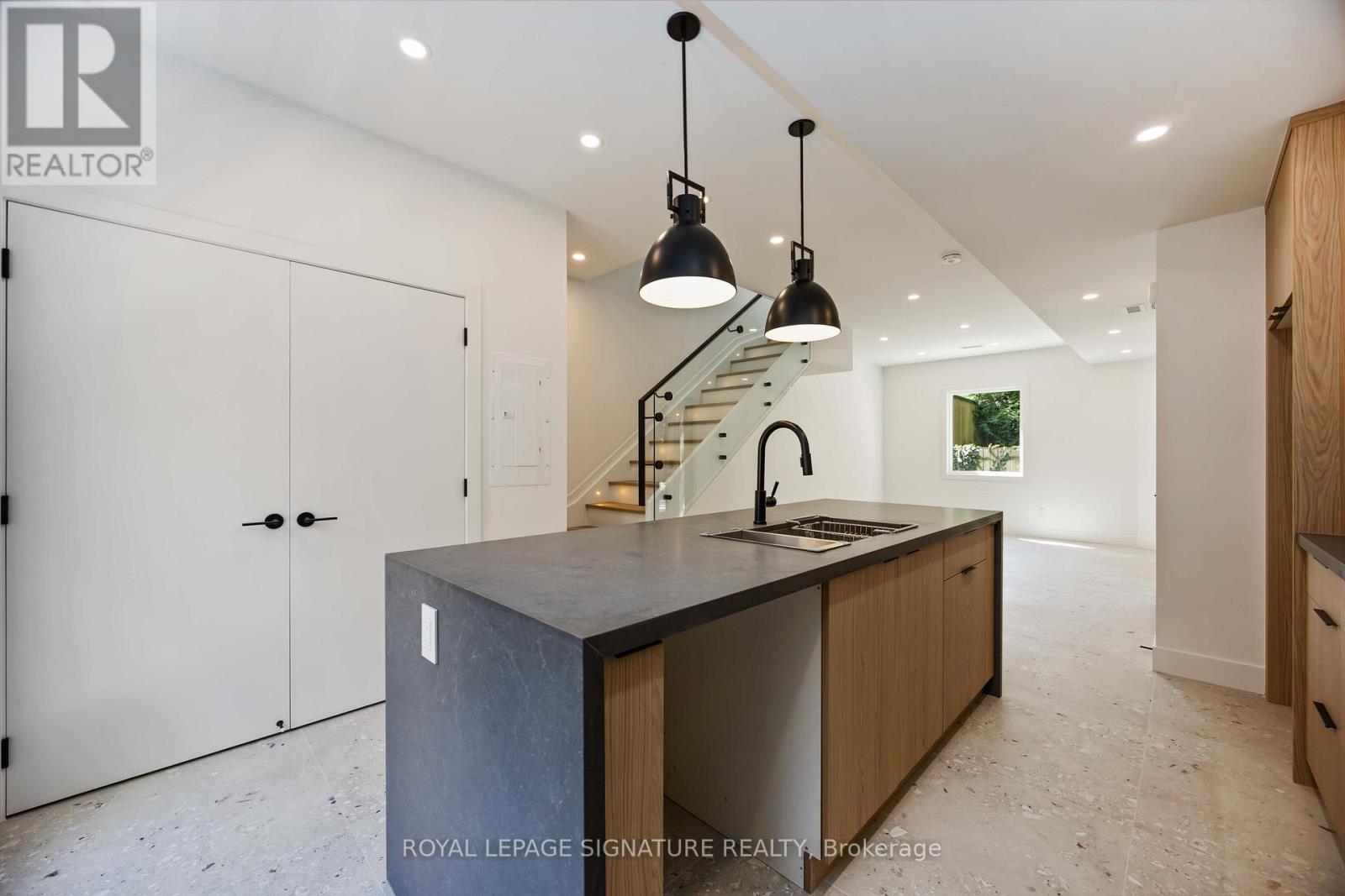 Photo 13 of Laneway 308 St George Street, Toronto ON