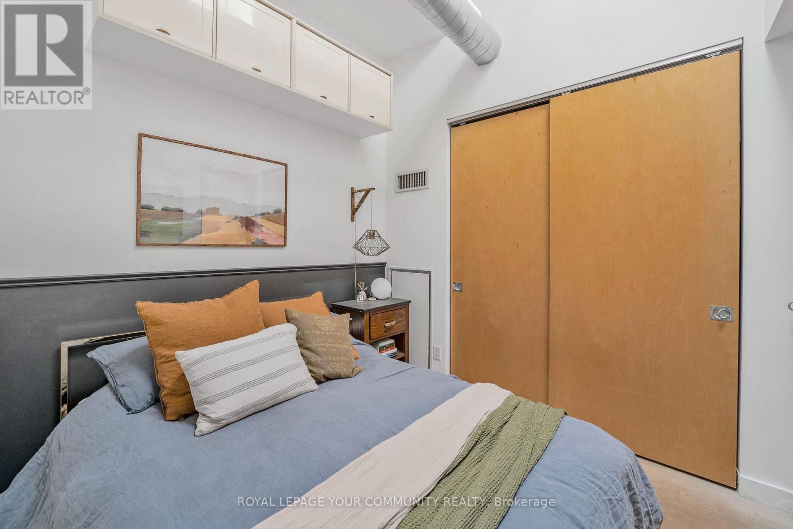 Photo 10 of 504 135 Dalhousie Street, Toronto ON