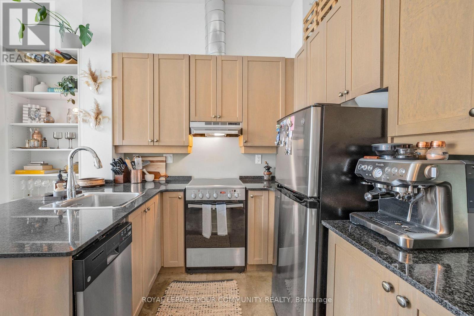 Photo 8 of 504 135 Dalhousie Street, Toronto ON