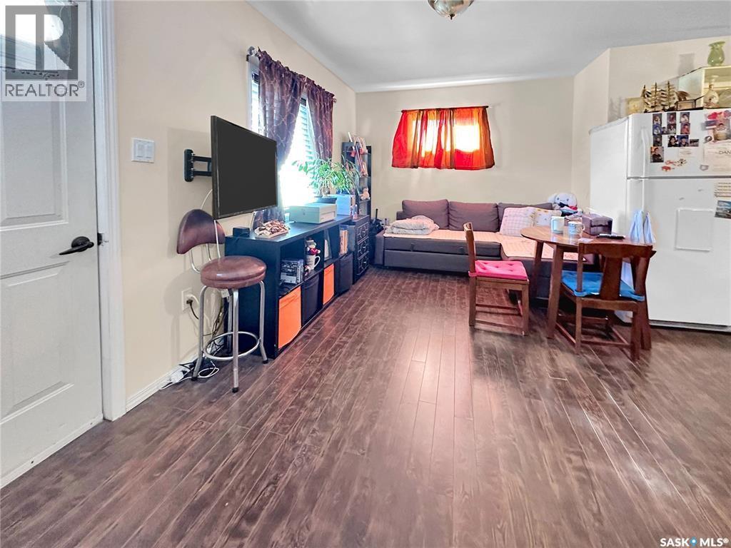 121 Allan AVENUE — photo 6