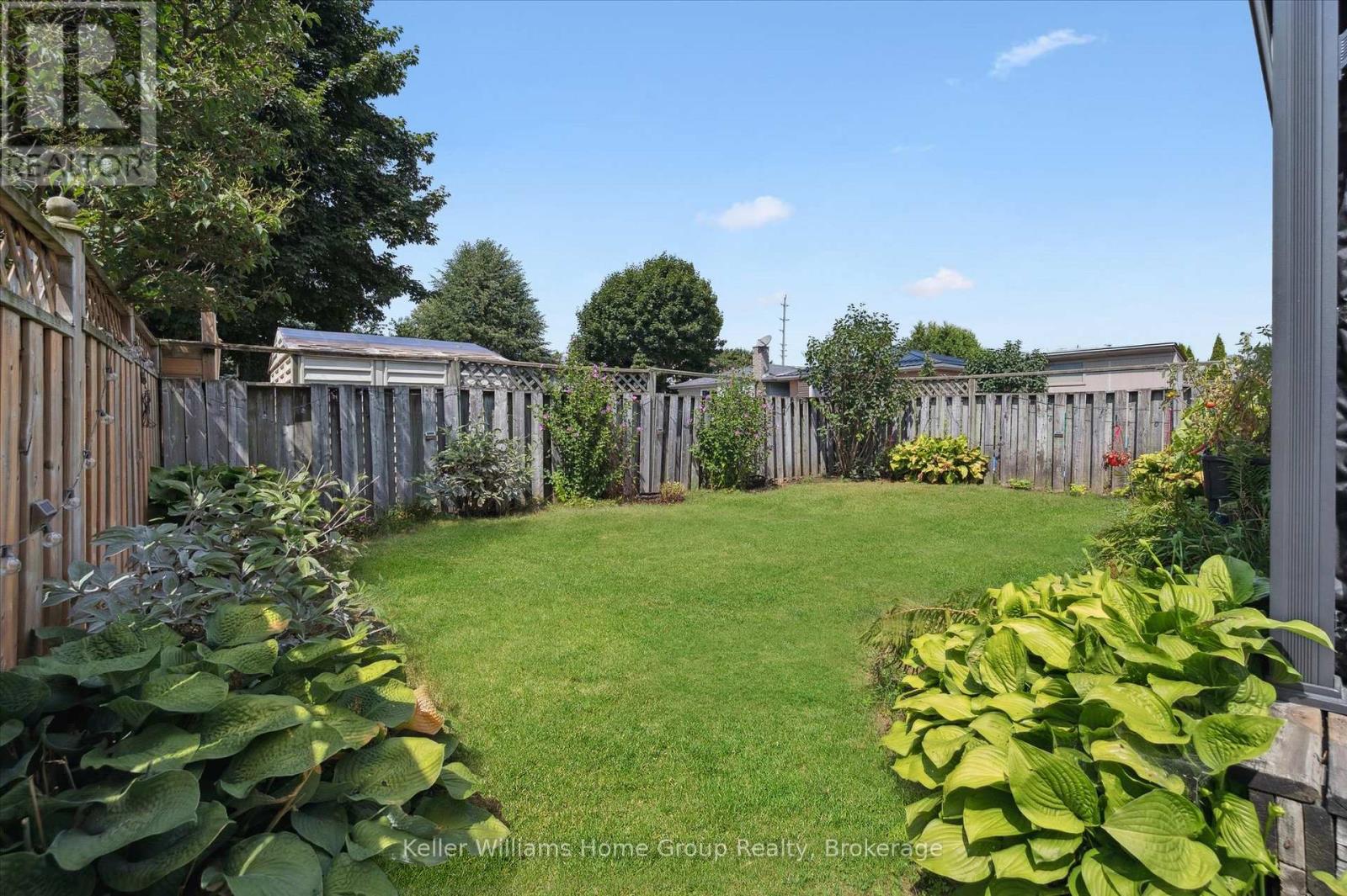 Photo 39 of 385 Strathallan Street, Centre Wellington ON