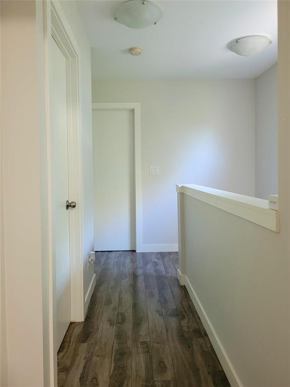 Photo 9 of 773 Carruthers Avenue, Winnipeg MB