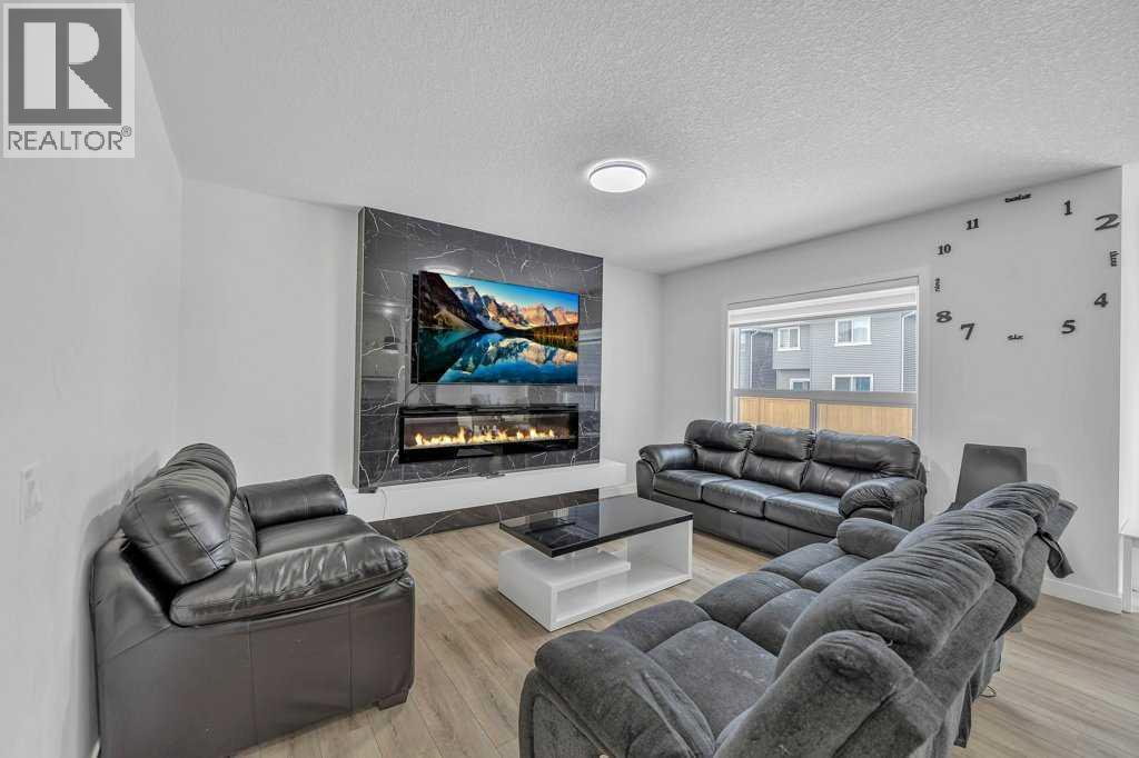 Photo 12 of 1098 Midtown Avenue Sw, Airdrie AB