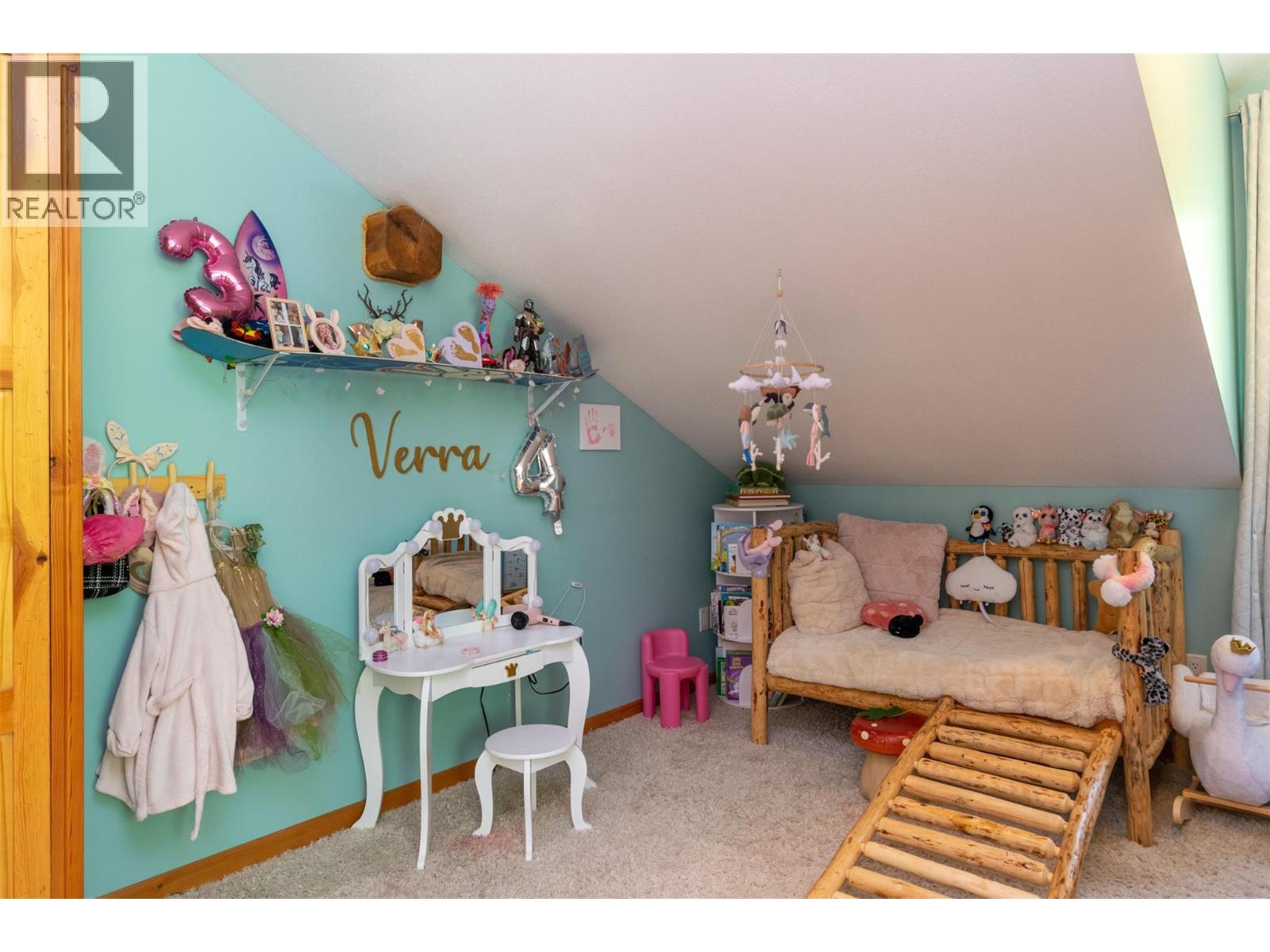  1834 Stepp Pit Road, Sicamous