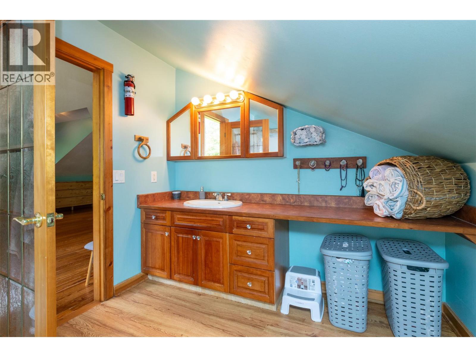  1834 Stepp Pit Road, Sicamous