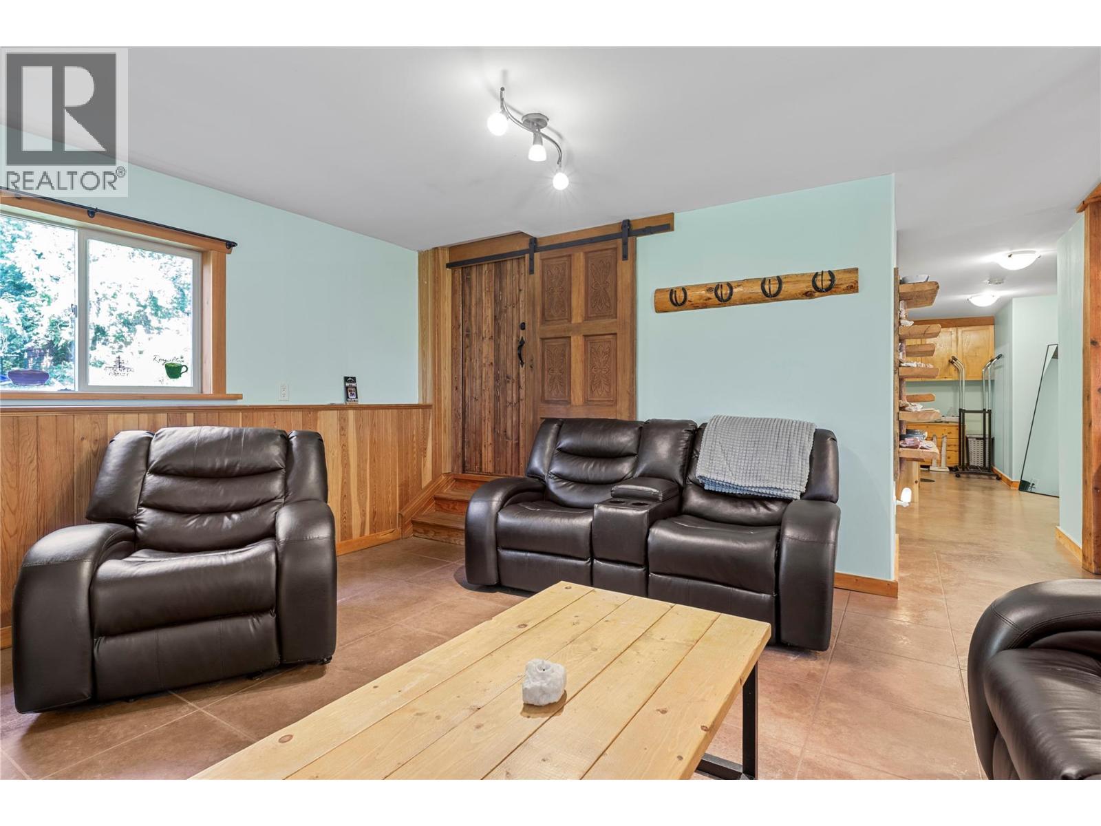  1834 Stepp Pit Road, Sicamous