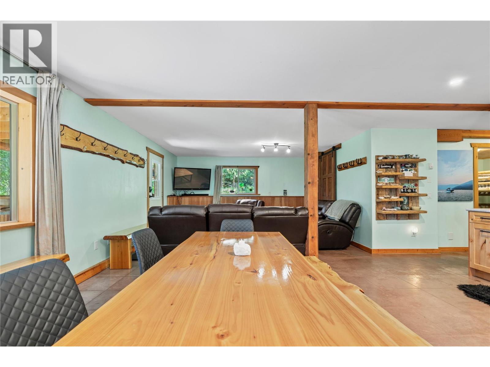  1834 Stepp Pit Road, Sicamous