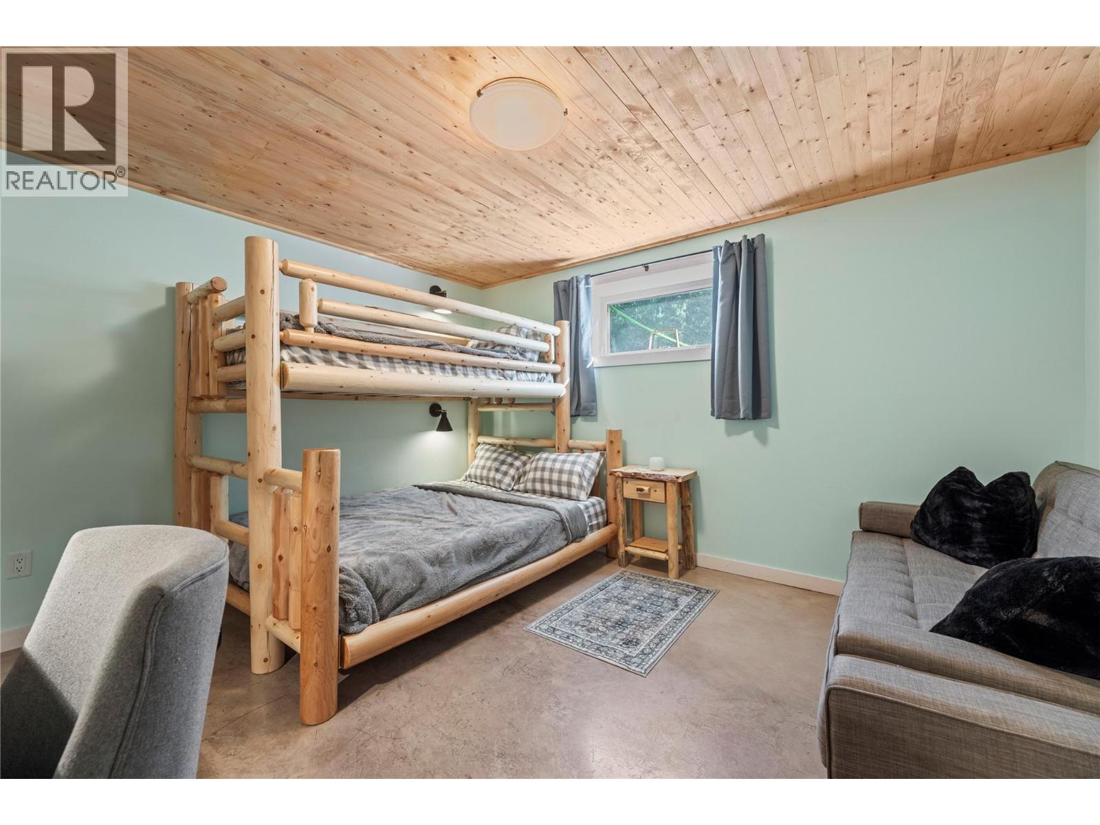  1834 Stepp Pit Road, Sicamous