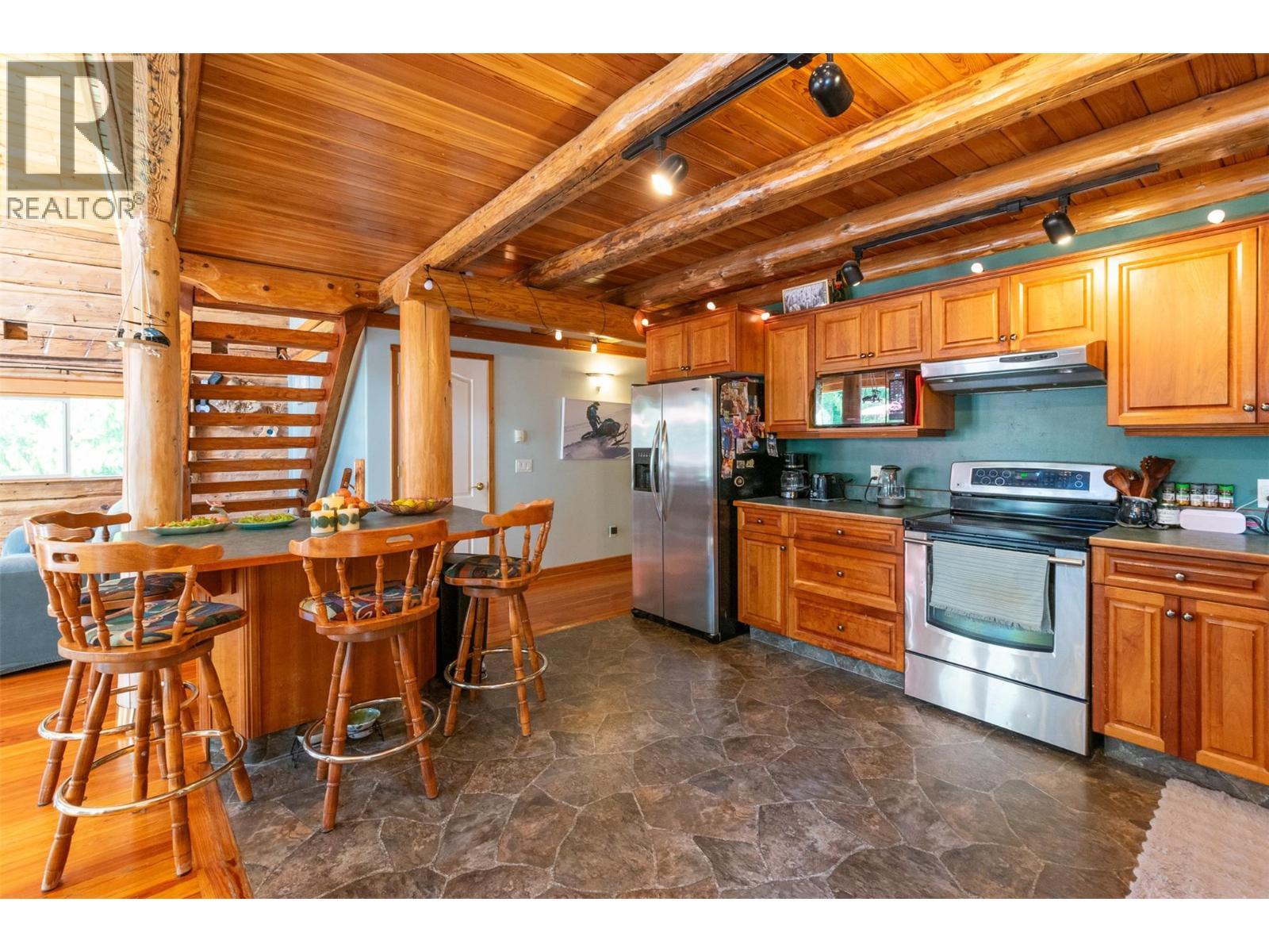  1834 Stepp Pit Road, Sicamous