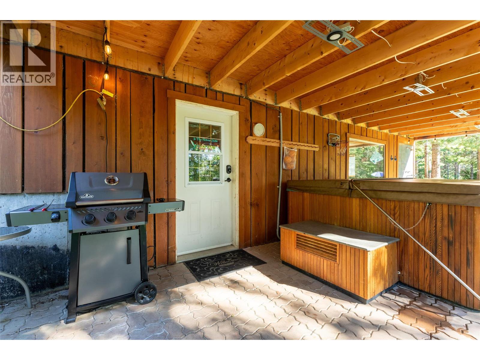  1834 Stepp Pit Road, Sicamous