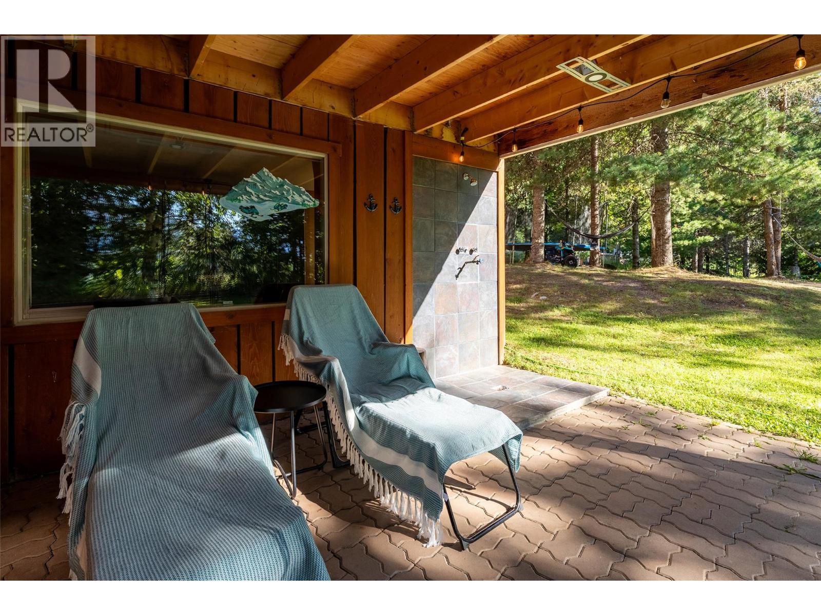  1834 Stepp Pit Road, Sicamous