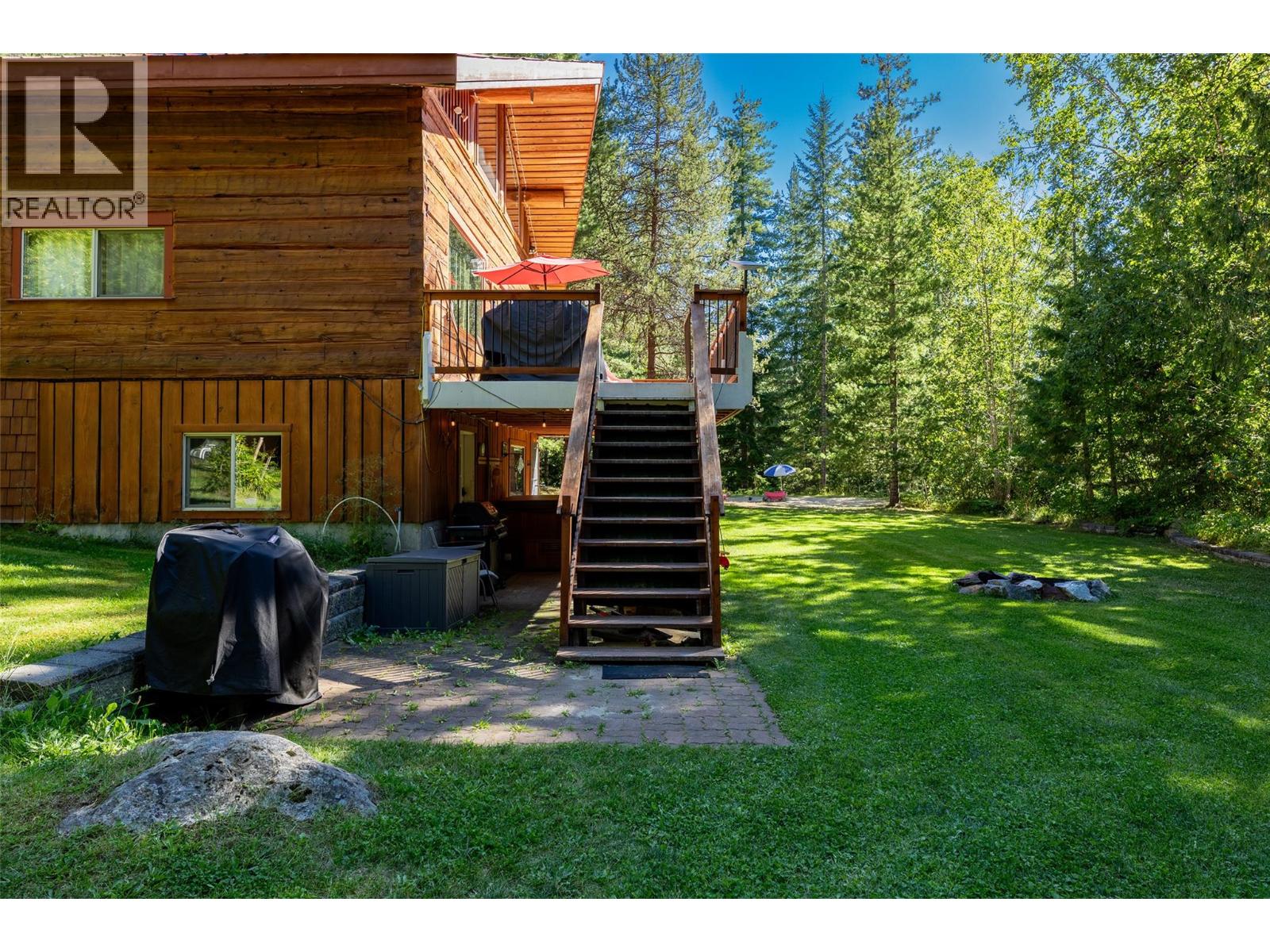  1834 Stepp Pit Road, Sicamous