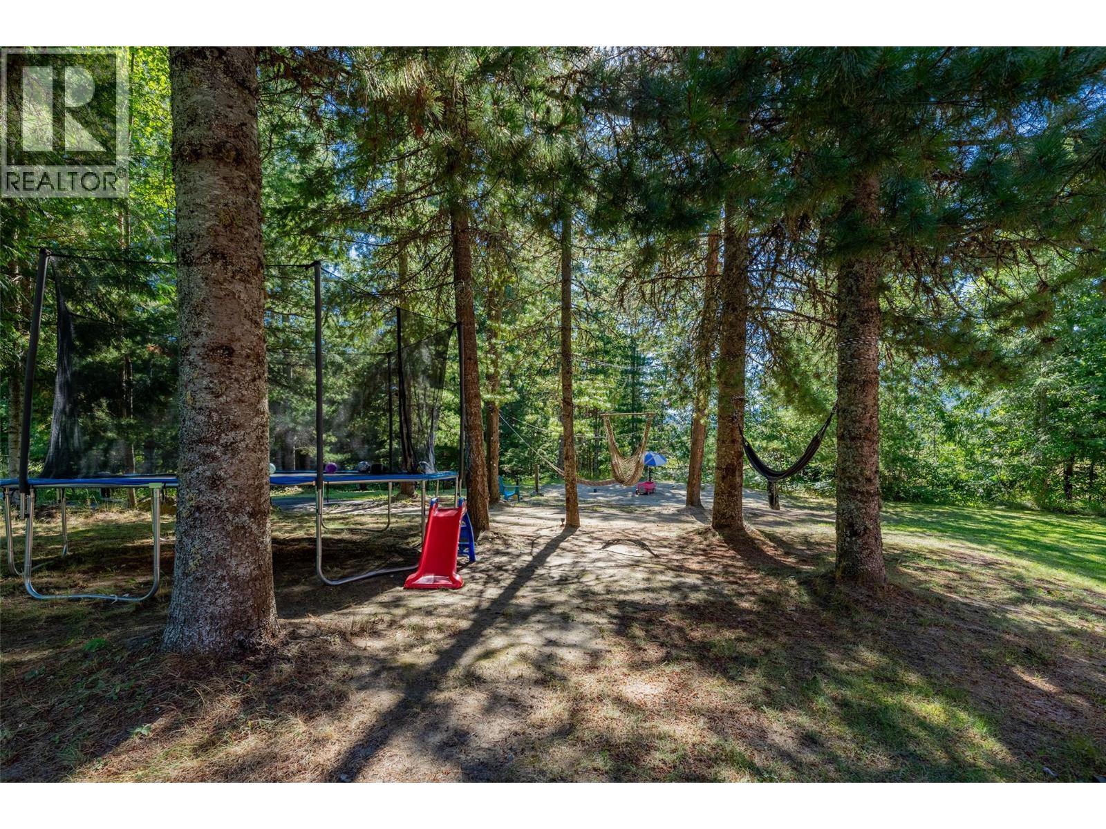  1834 Stepp Pit Road, Sicamous