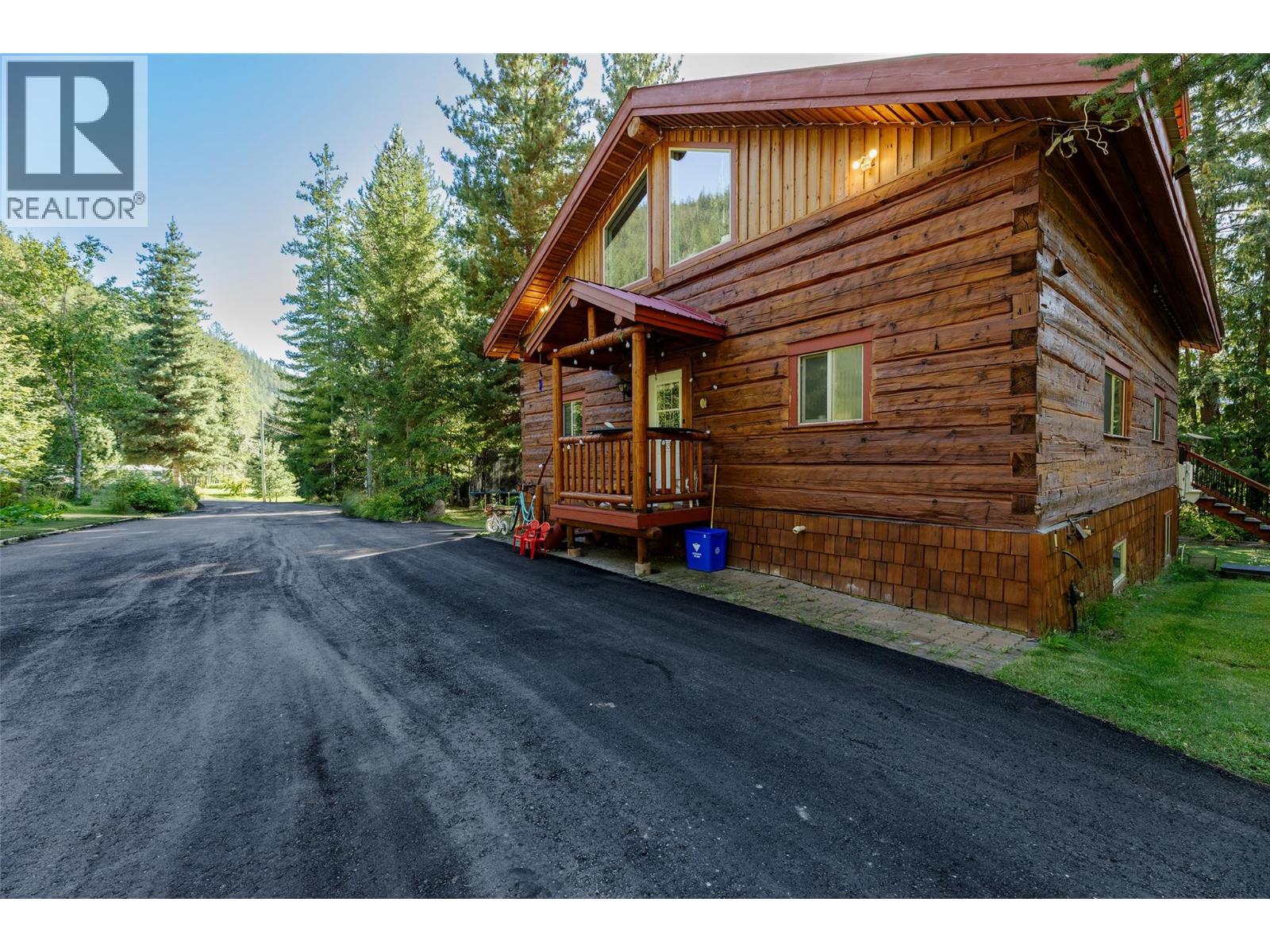  1834 Stepp Pit Road, Sicamous