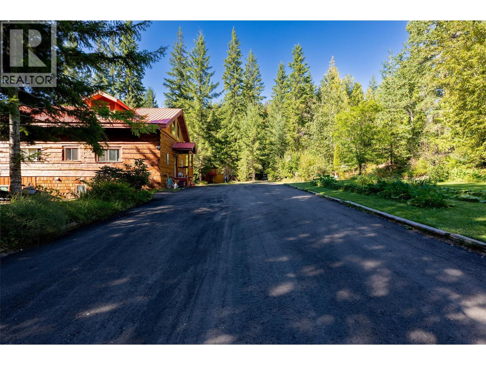  1834 Stepp Pit Road, Sicamous