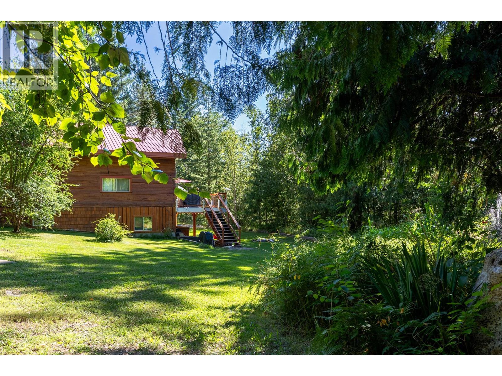  1834 Stepp Pit Road, Sicamous