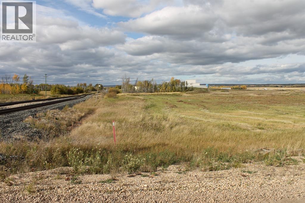Photo 6 of 9001 90 Street, Sexsmith AB