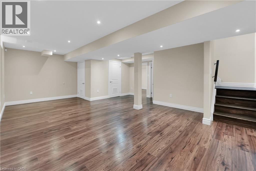 Photo 30 of 4896 Allan Court, Beamsville ON