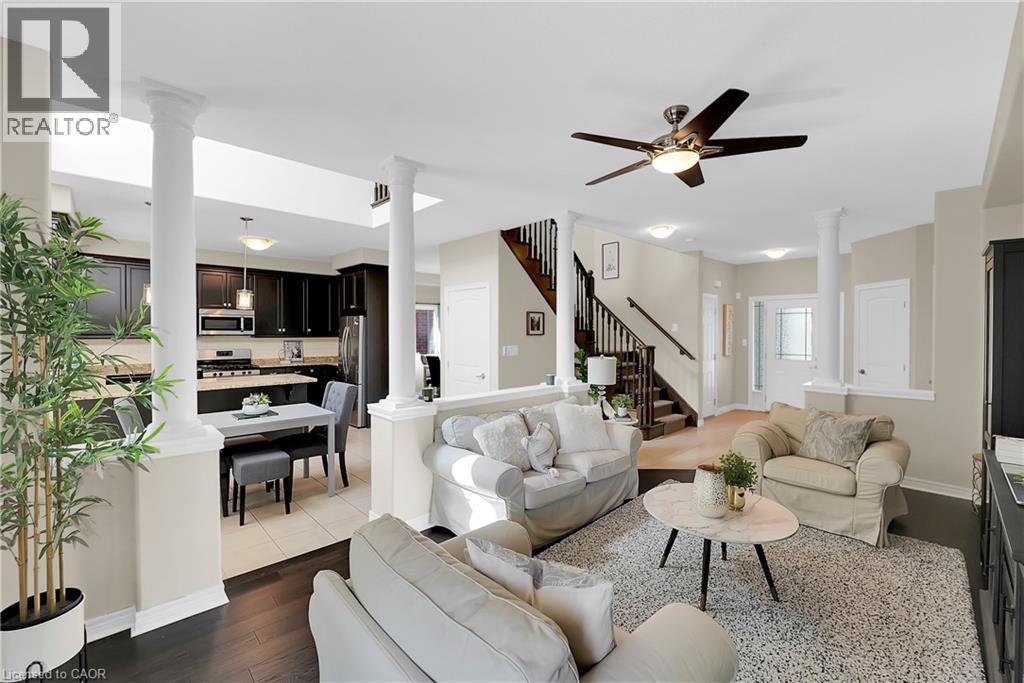 Photo 14 of 4896 Allan Court, Beamsville ON