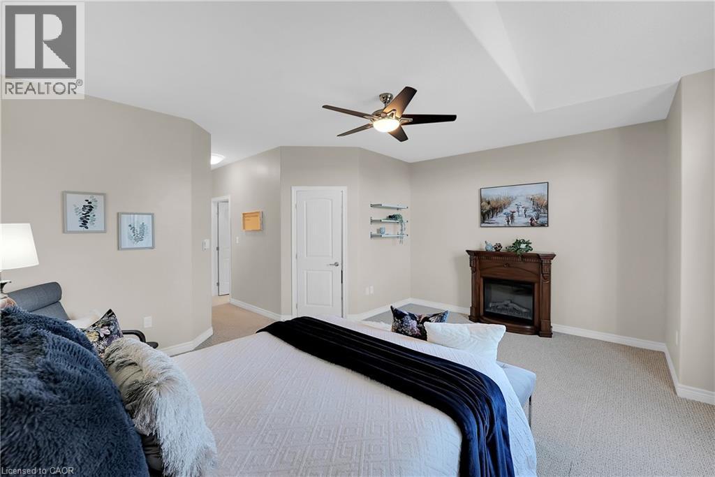Photo 20 of 4896 Allan Court, Beamsville ON
