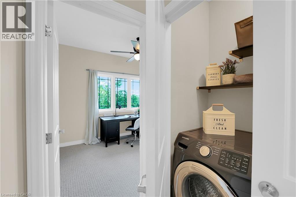 Photo 27 of 4896 Allan Court, Beamsville ON