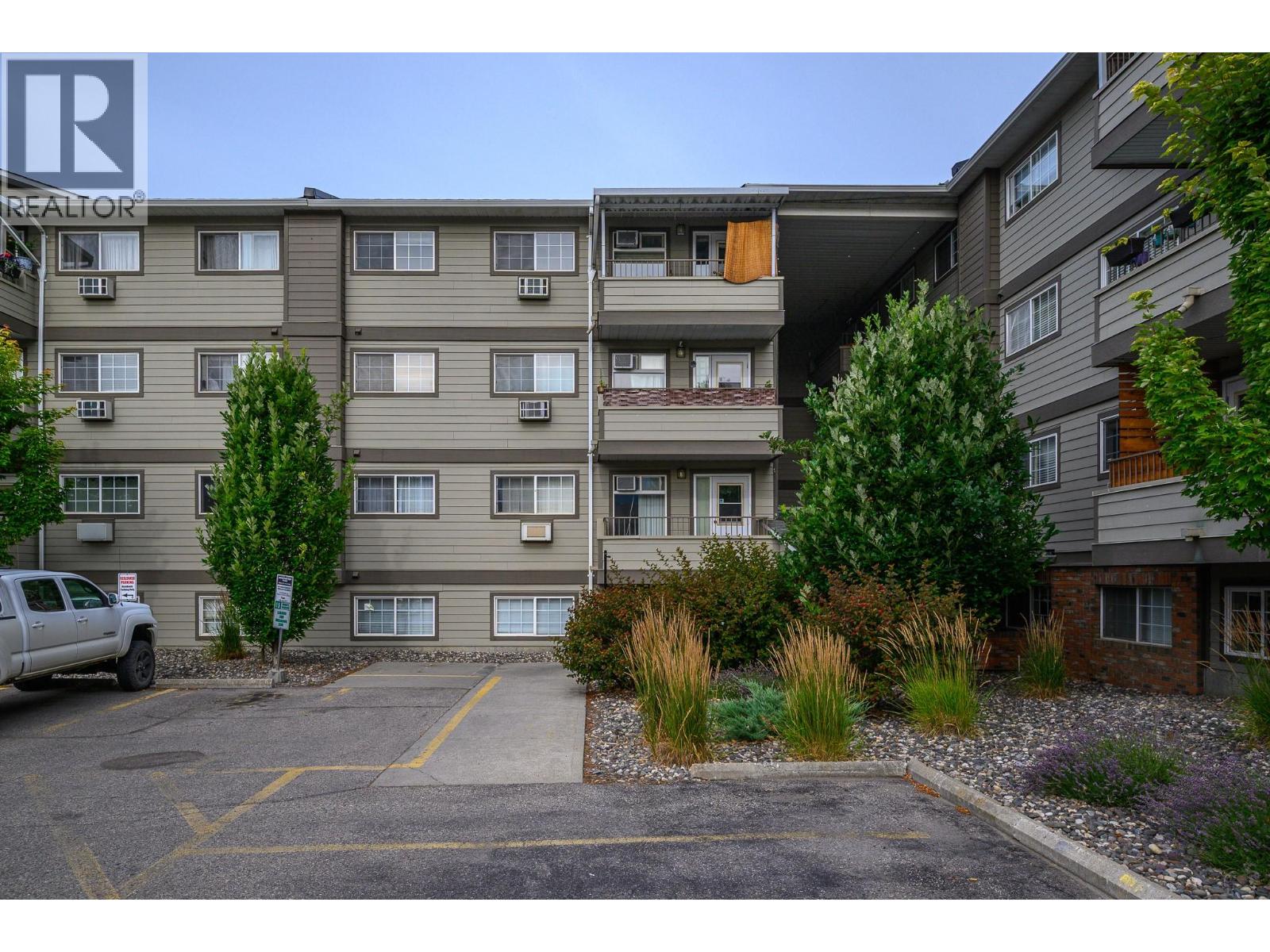 Photo 14 of 3700 28 A Street Unit 418, Vernon BC
