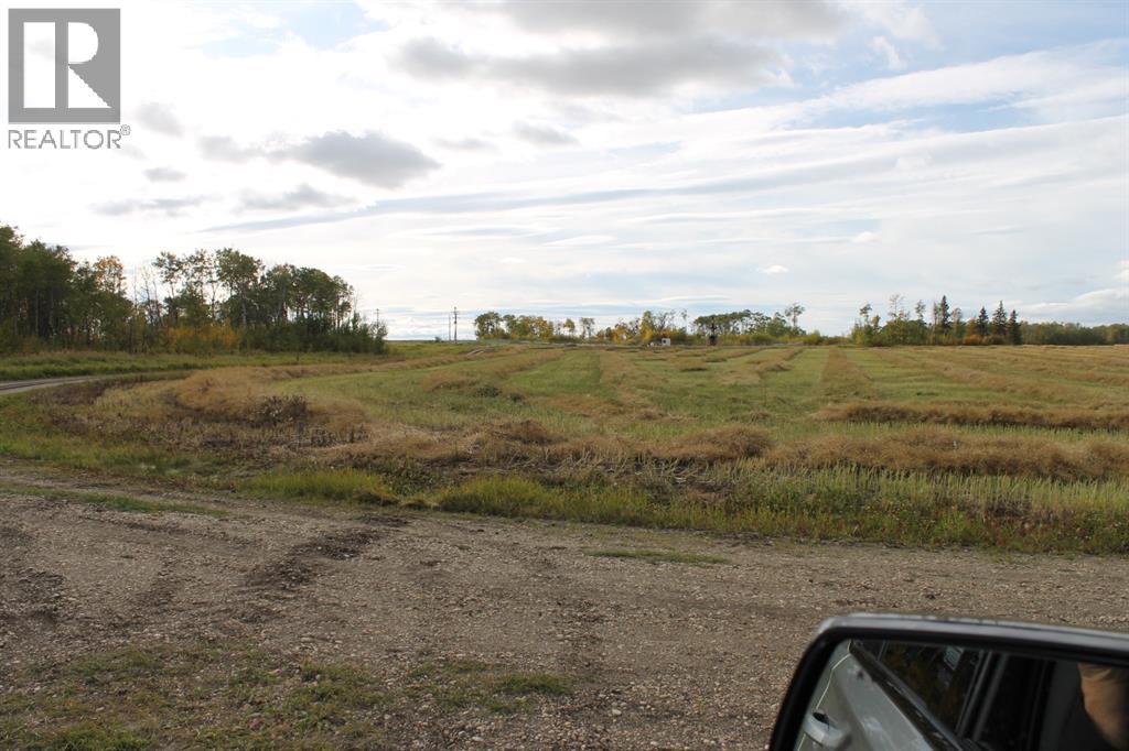 Photo 14 of 9300 101 Street, Sexsmith AB