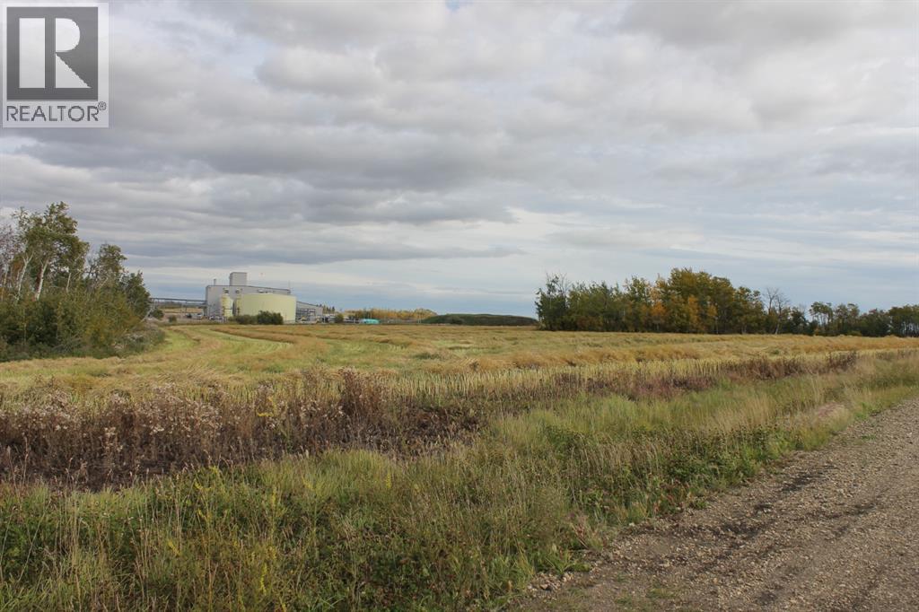 Photo 8 of 9300 101 Street, Sexsmith AB