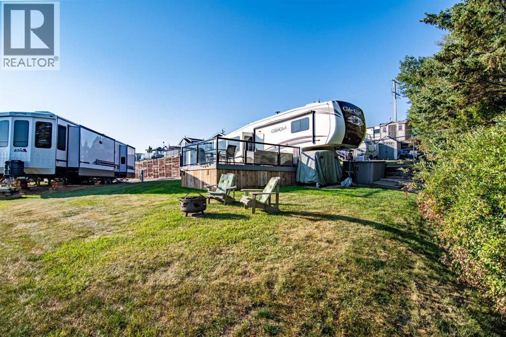 Photo 10 of 45 25054 South Pine Lake Road, Rural Red Deer County AB