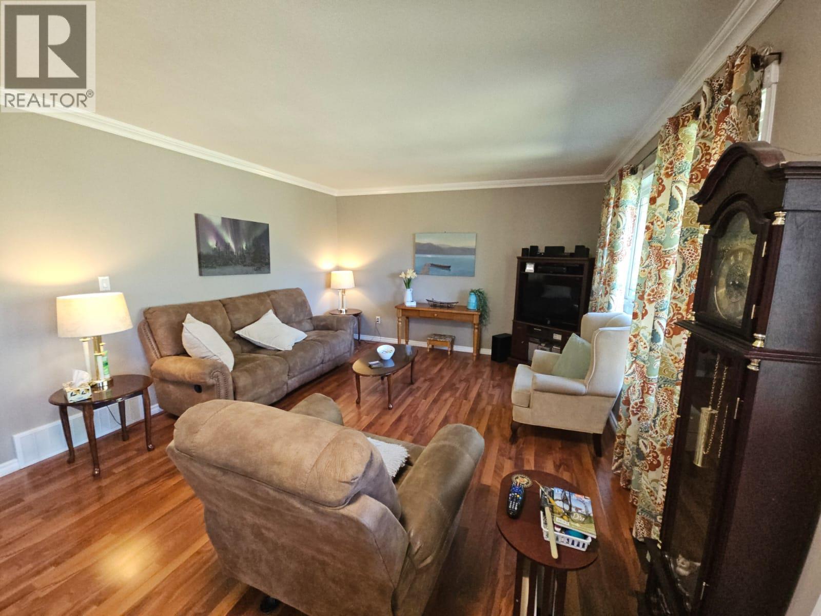 5933 KURJATA Road, Chetwynd
