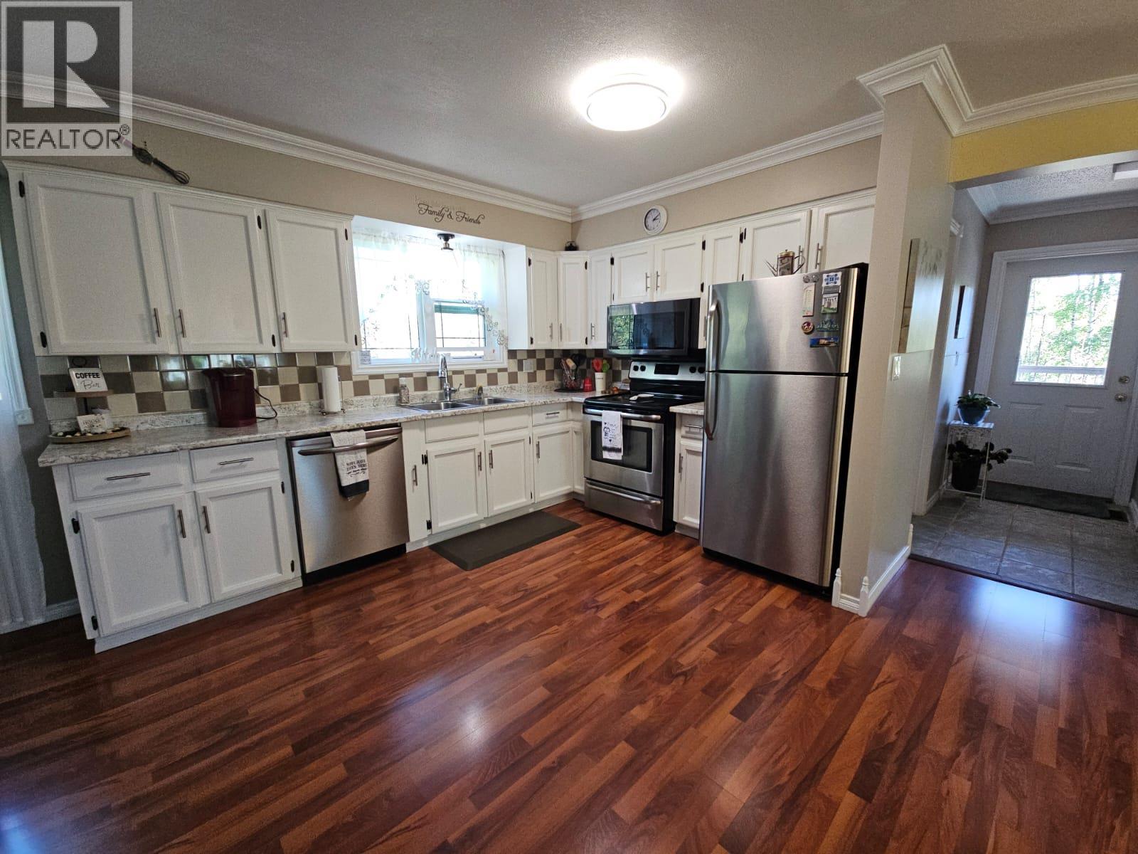 5933 KURJATA Road, Chetwynd
