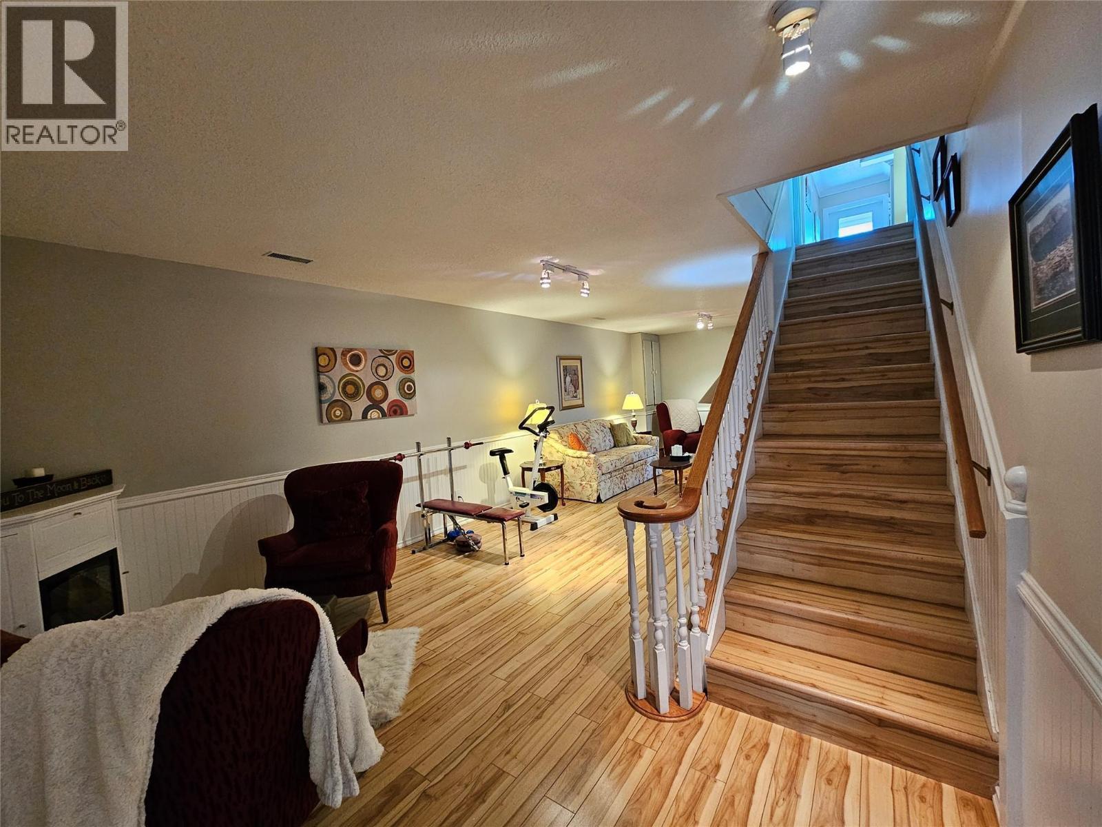 5933 KURJATA Road, Chetwynd