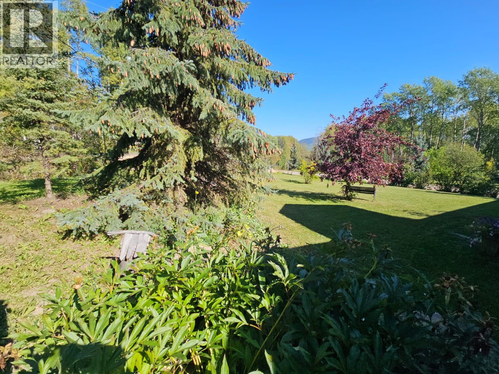 5933 KURJATA Road, Chetwynd