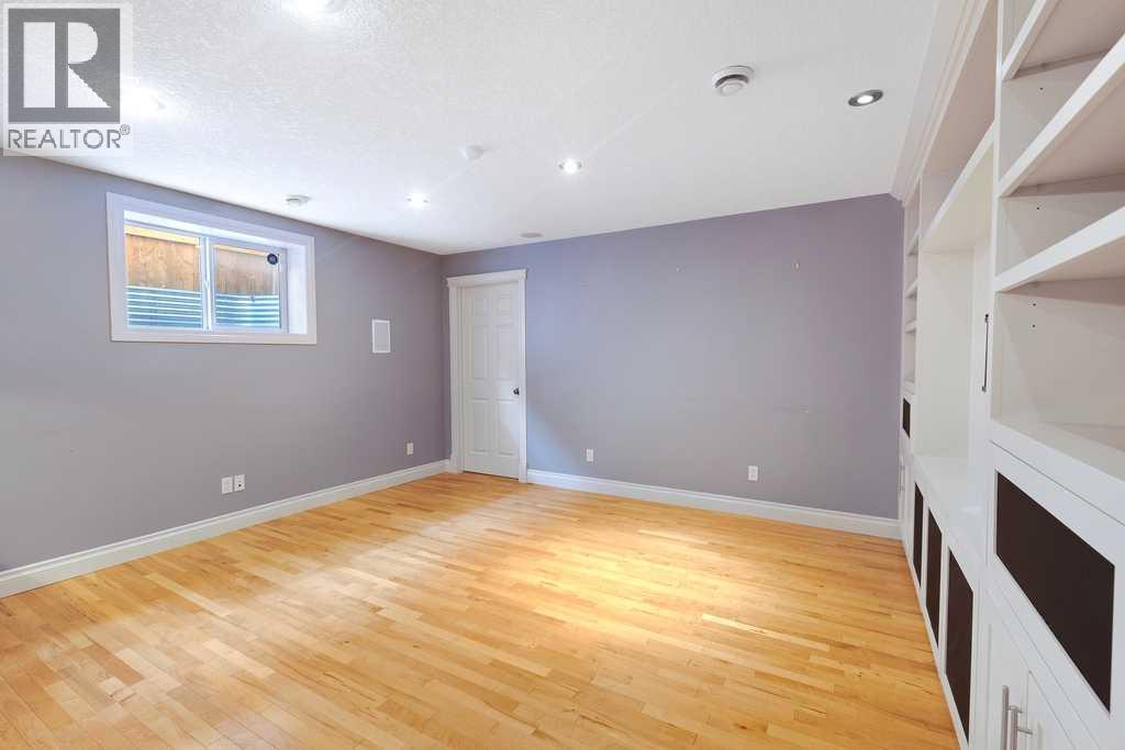 Photo 34 of 159 Royal Birkdale Crescent Nw, Calgary AB