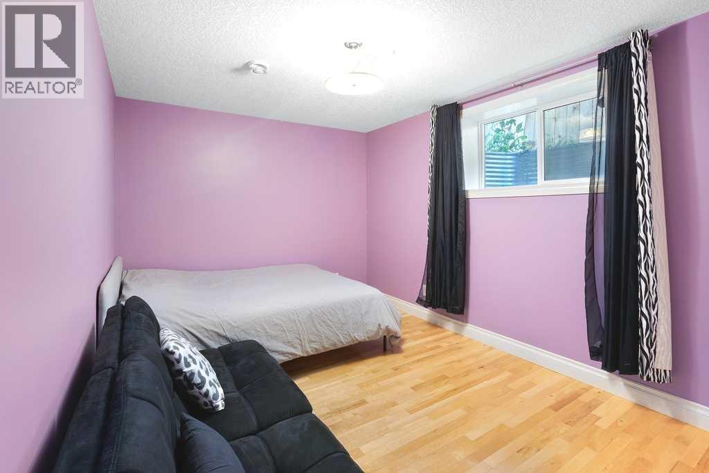 Photo 37 of 159 Royal Birkdale Crescent Nw, Calgary AB