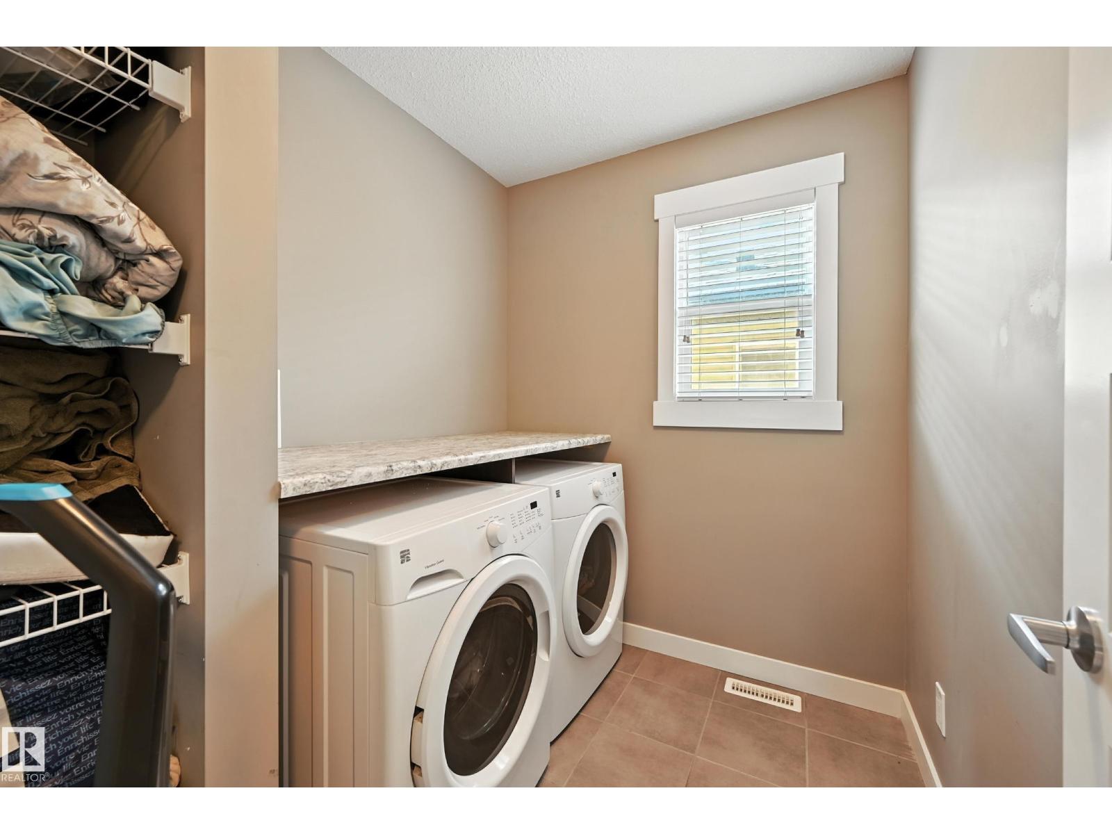 Photo 30 of 20641 97 A Av Nw, Edmonton AB