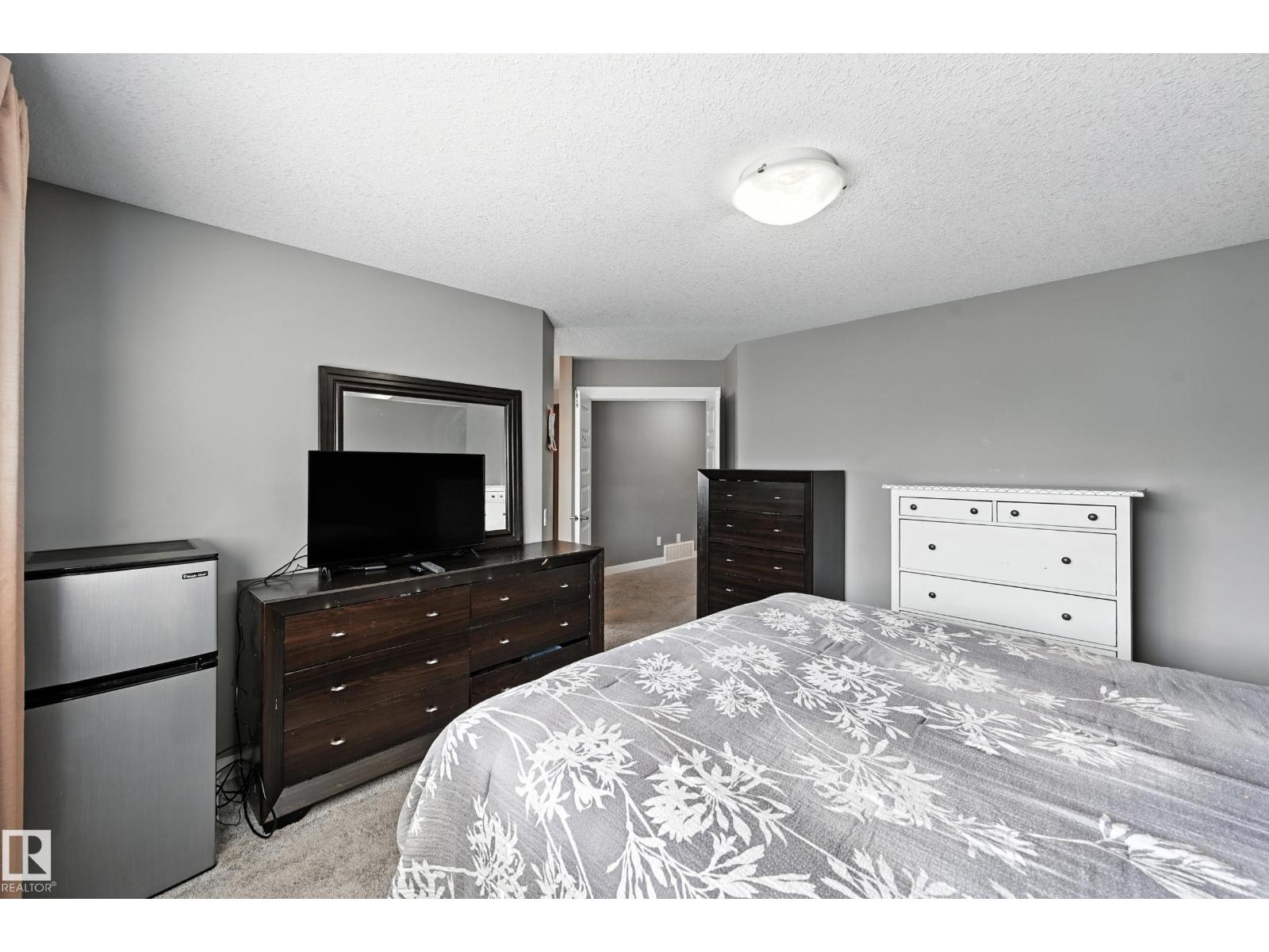 Photo 25 of 20641 97 A Av Nw, Edmonton AB