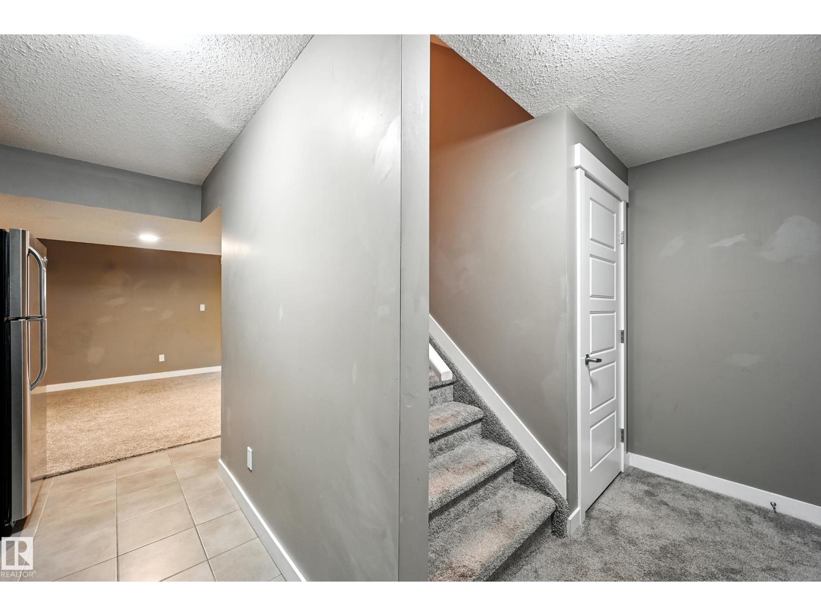 Photo 37 of 20641 97 A Av Nw, Edmonton AB