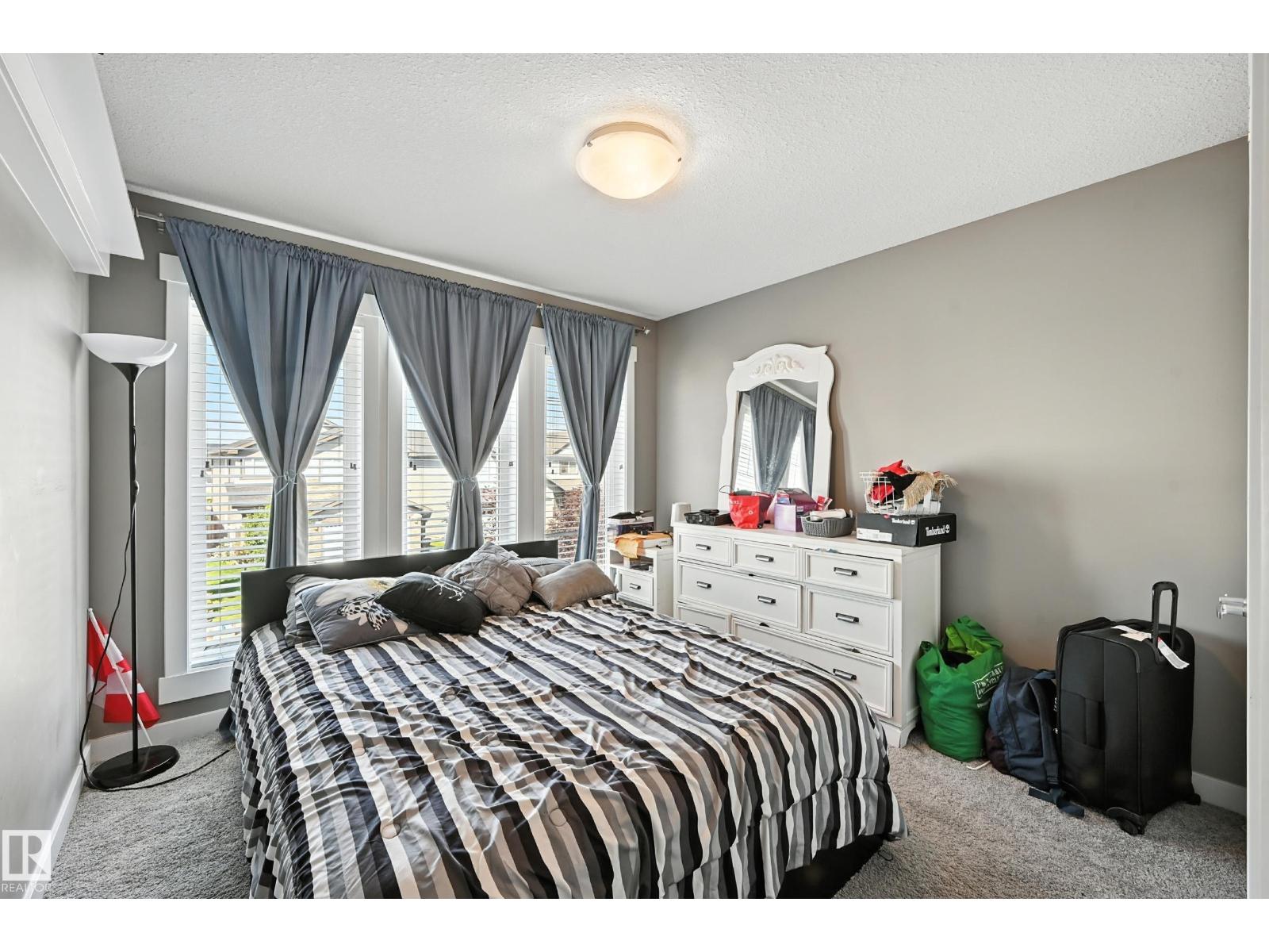 Photo 33 of 20641 97 A Av Nw, Edmonton AB