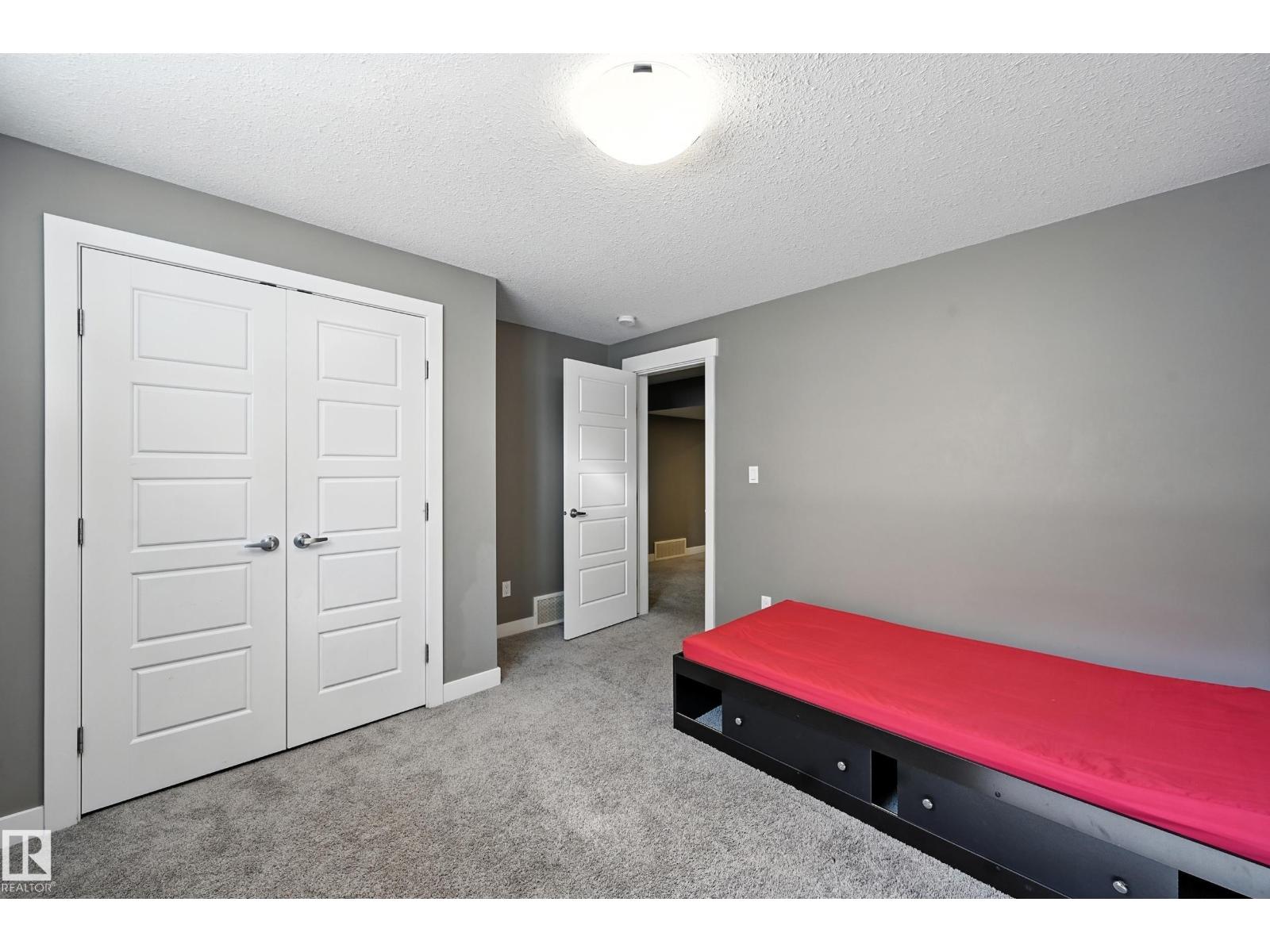 Photo 41 of 20641 97 A Av Nw, Edmonton AB