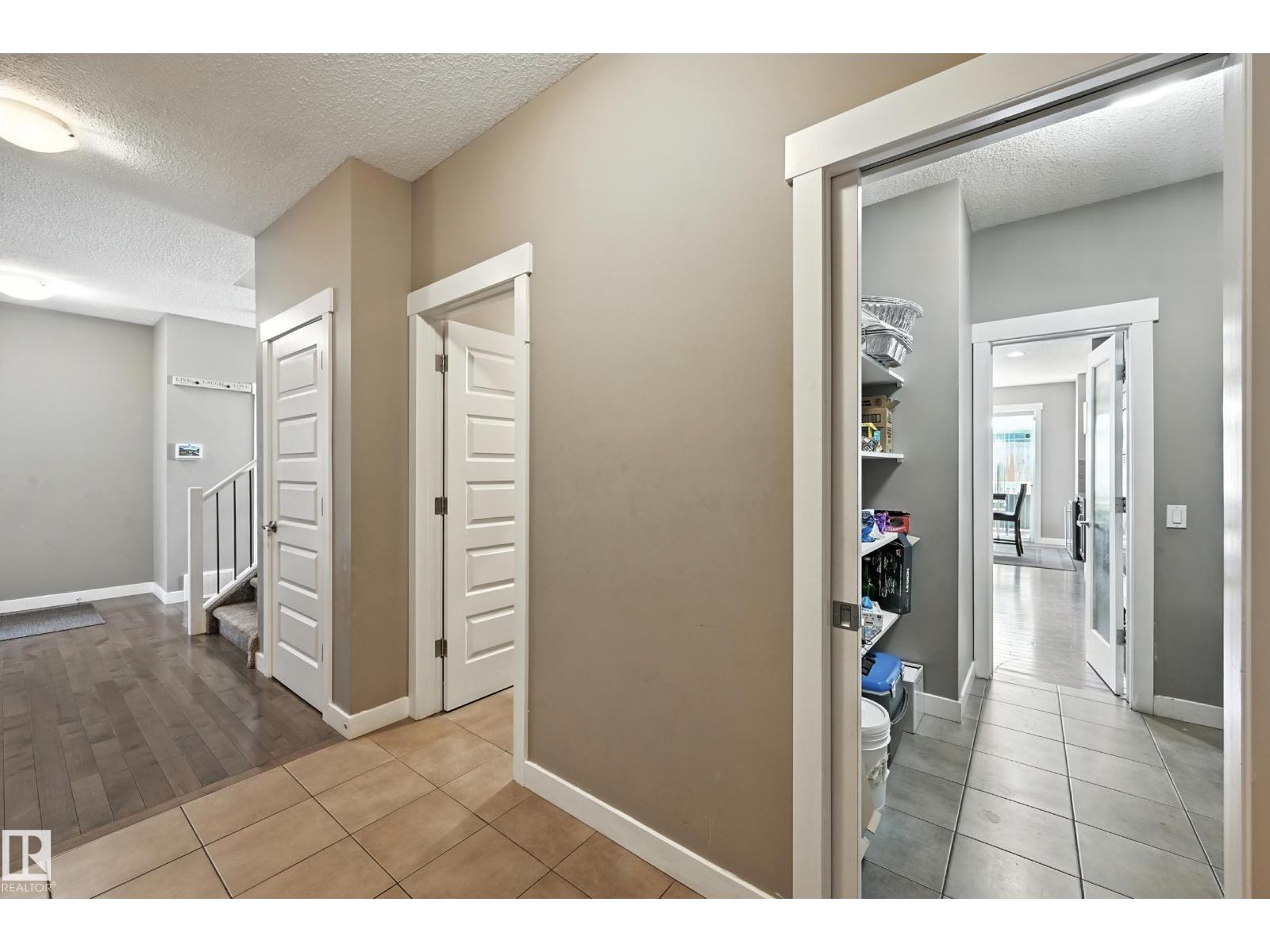 Photo 16 of 20641 97 A Av Nw, Edmonton AB