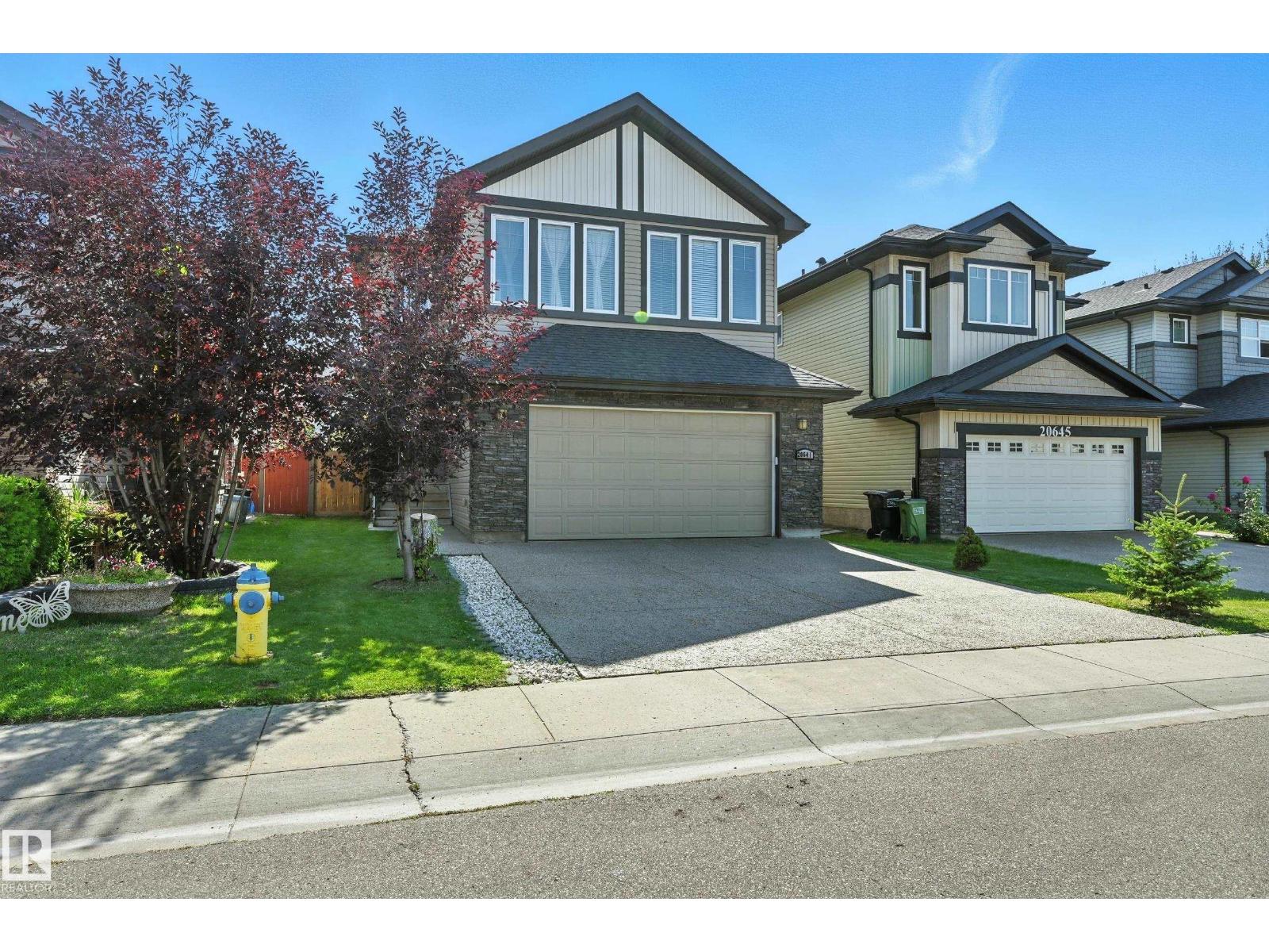 Photo 52 of 20641 97 A Av Nw, Edmonton AB