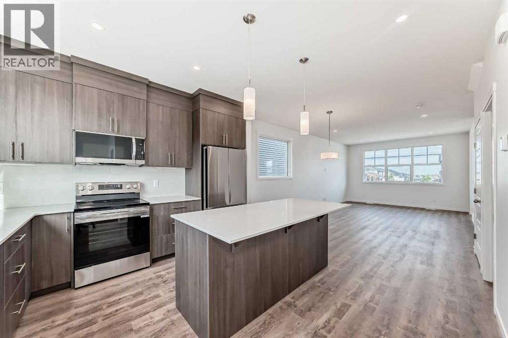 Photo 12 of 72 Wedderburn Drive, Okotoks AB